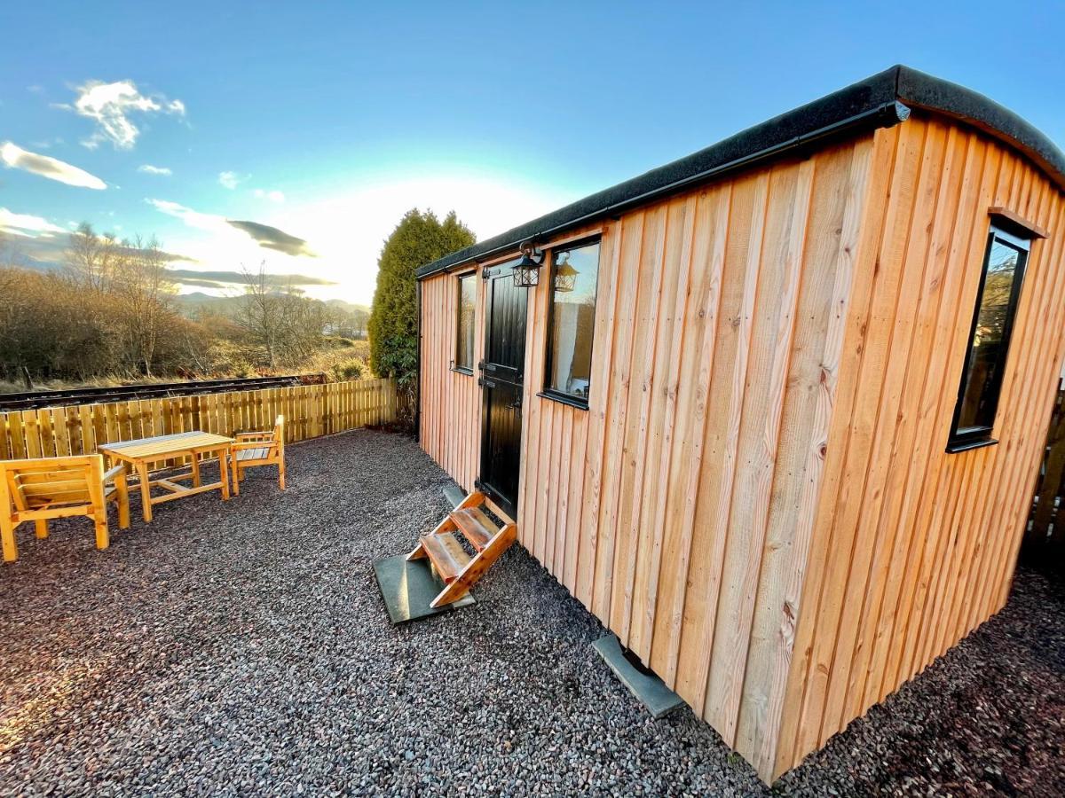 Per Ardua Shepherds Hut Fort William Buitenkant foto